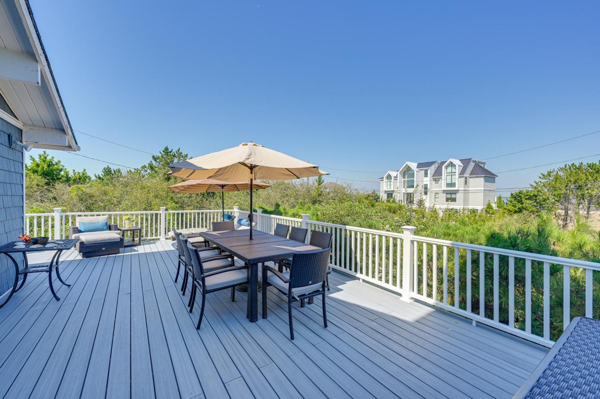 Westhampton Beach Home With Deck And Ocean Views! 外观 照片