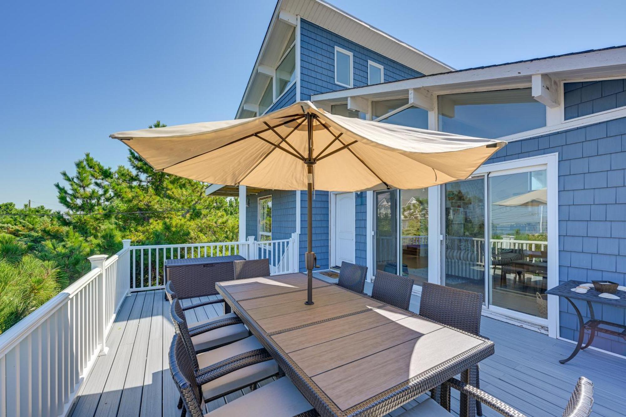Westhampton Beach Home With Deck And Ocean Views! 外观 照片