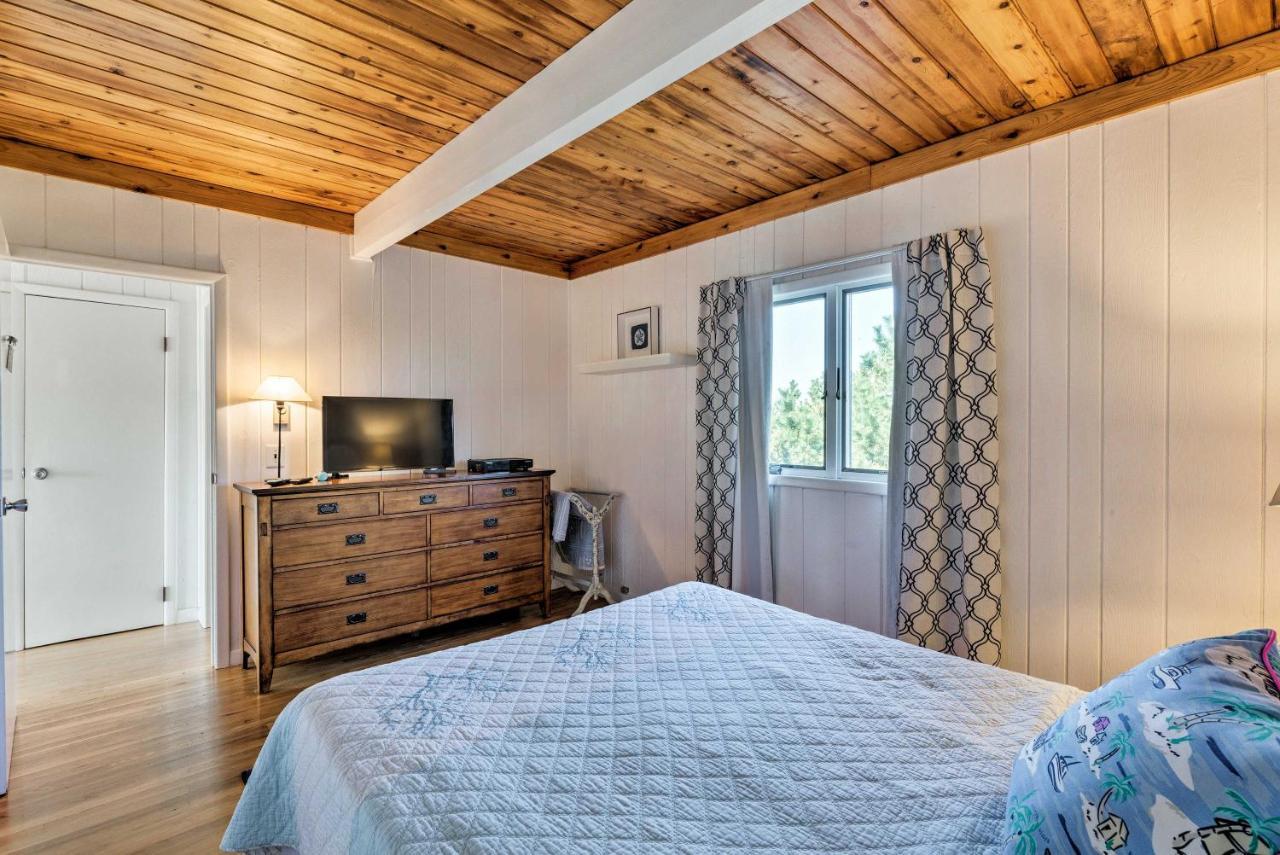 Westhampton Beach Home With Deck And Ocean Views! 外观 照片